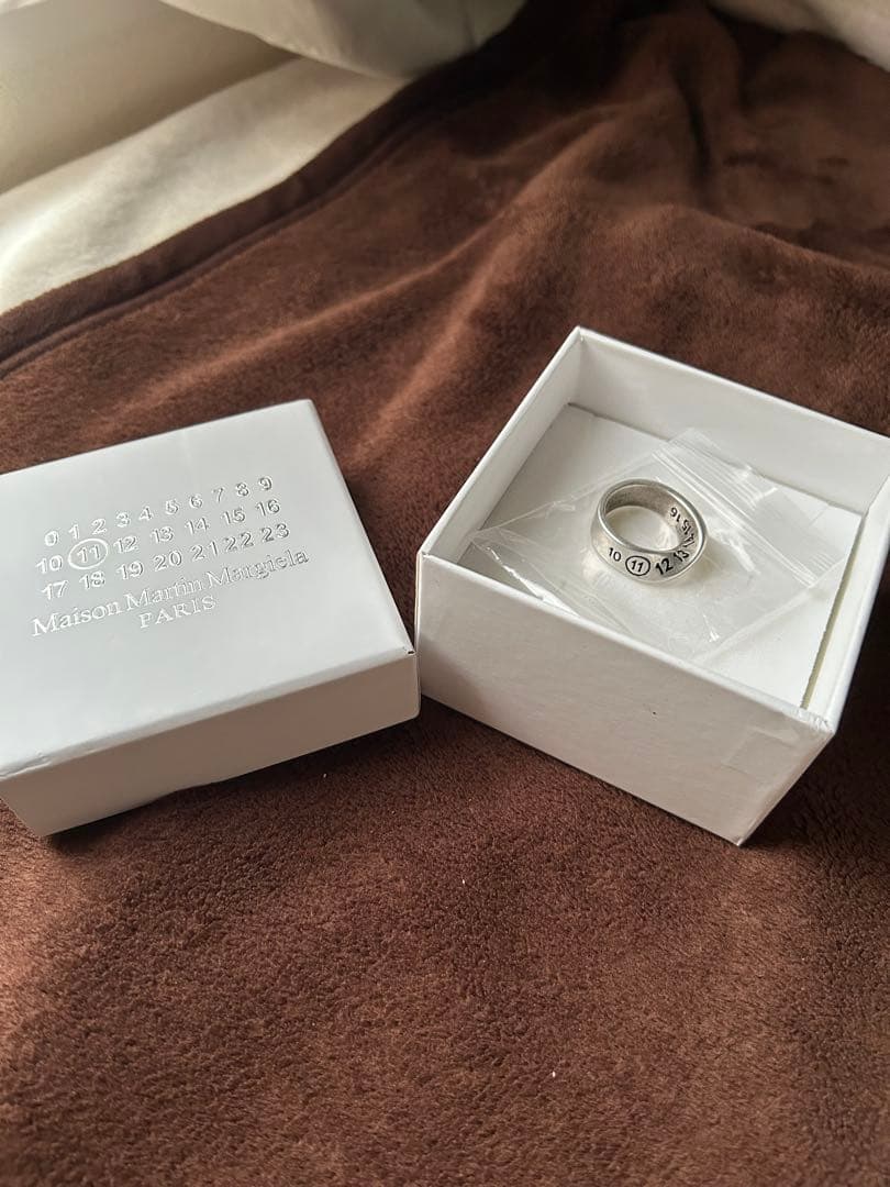 maison margiela メゾンマルジェラツイストナンバーリング17号相当
