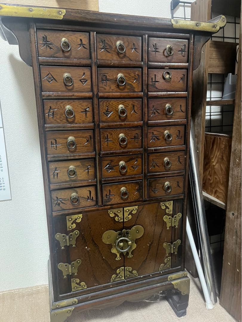 送料込み　薬箪笥　アンティーク家具　李朝