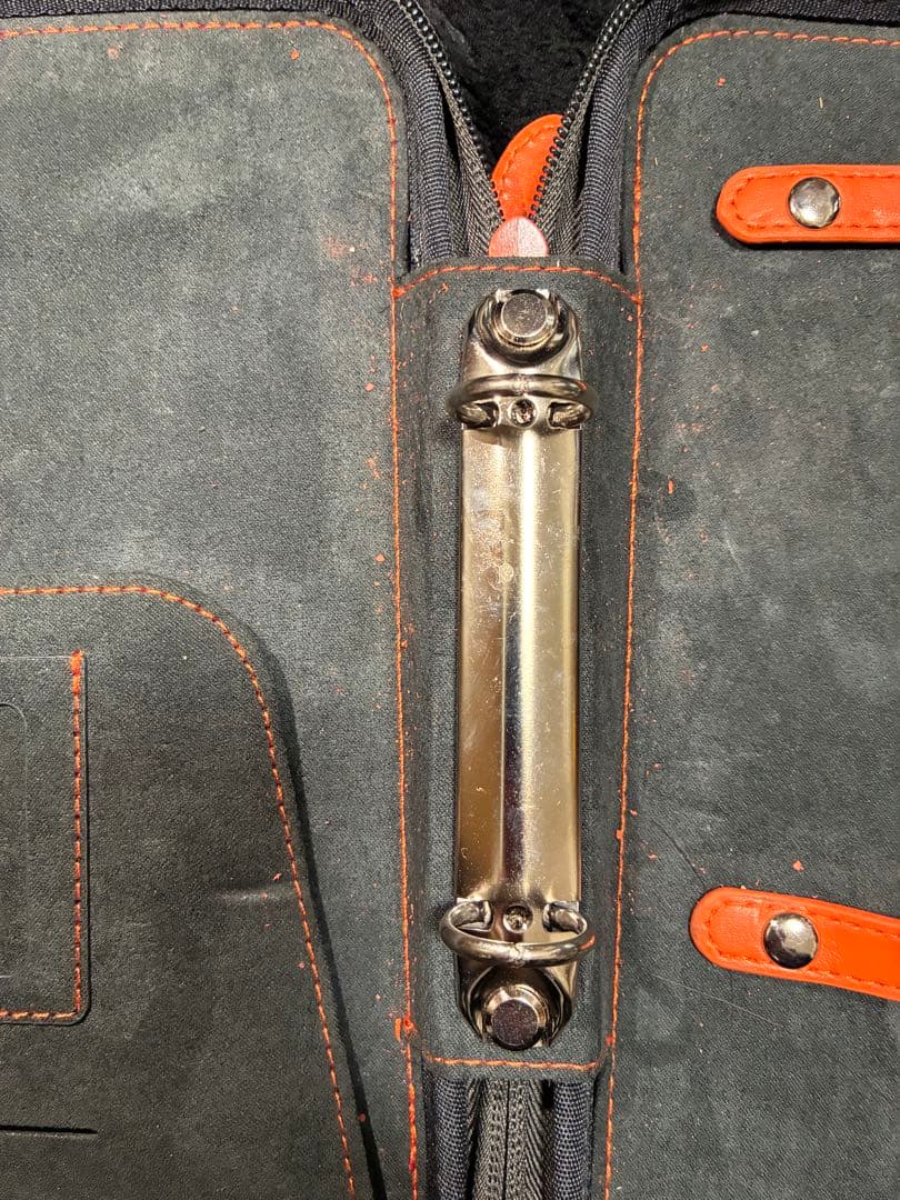 Mizutani 散髪用シザーとセニングシザー