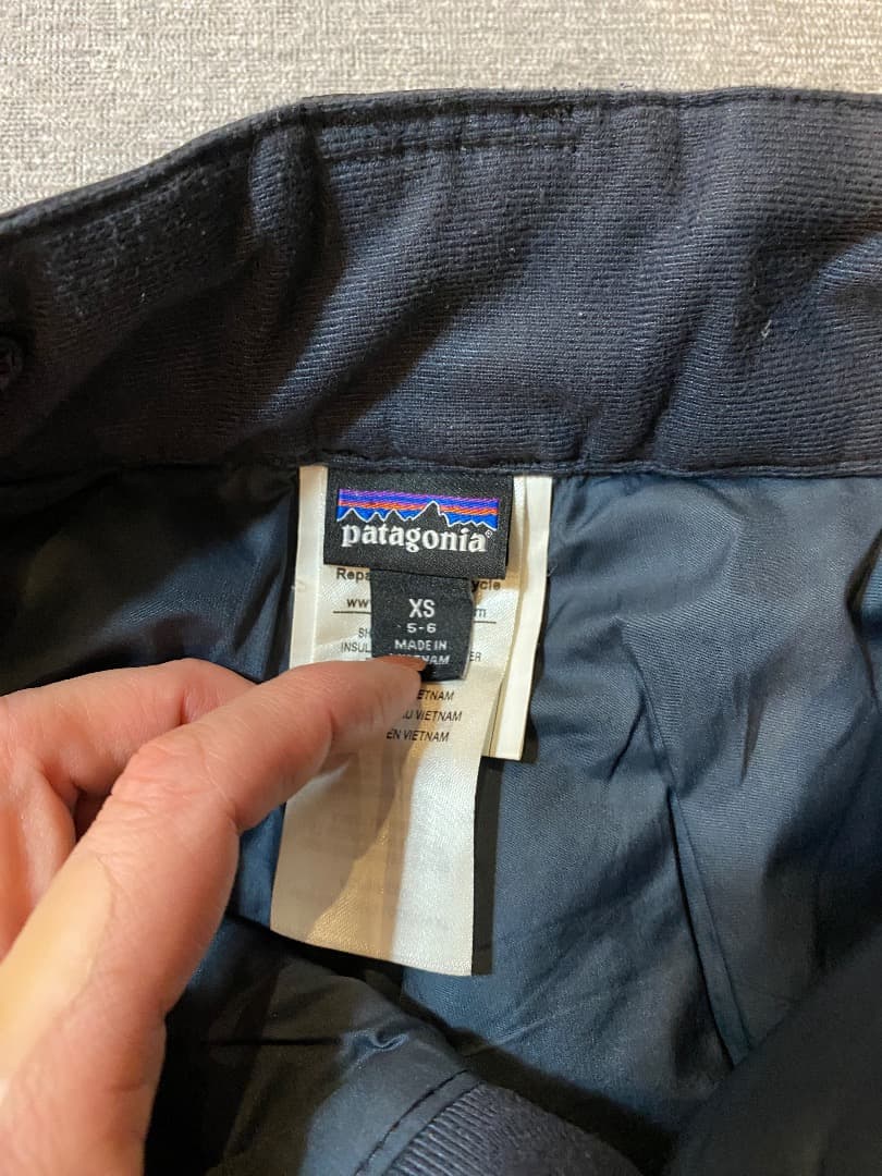 patagonia 子ども用スキーウェアセットXS