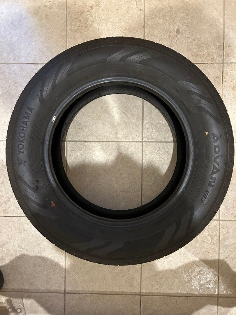 ヨコハマADVAN 225/65R17 夏タイヤ
