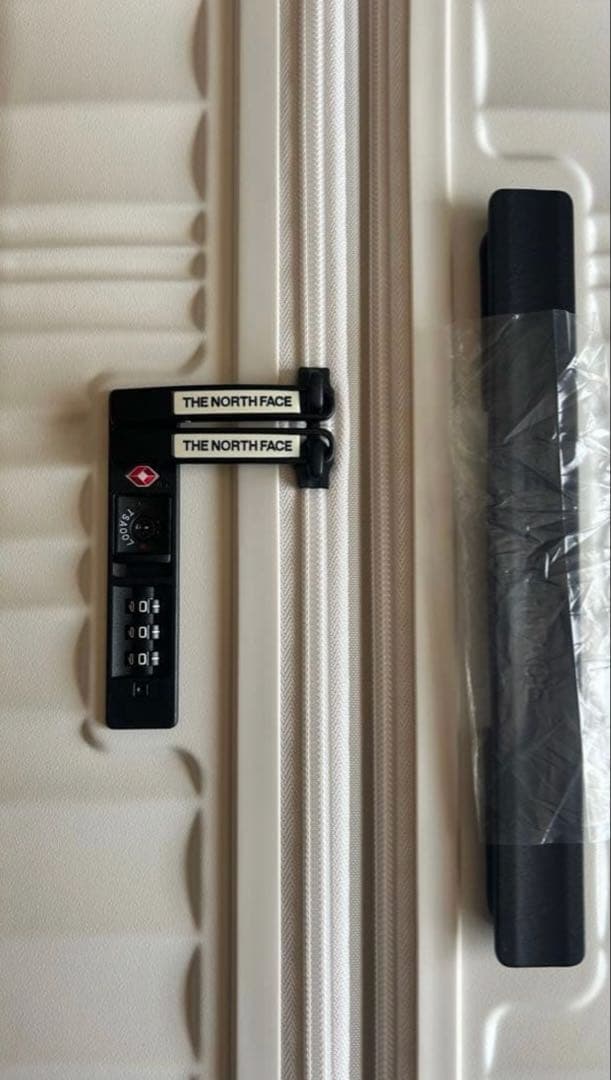 【韓国限定】THE NORTH FACE 24インチ キャリーケース ホワイト