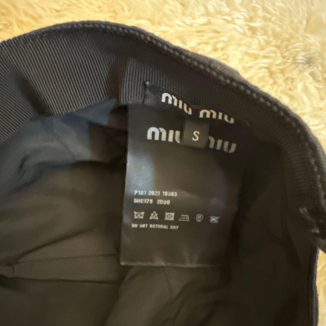 miumiu キャップ　ブラック