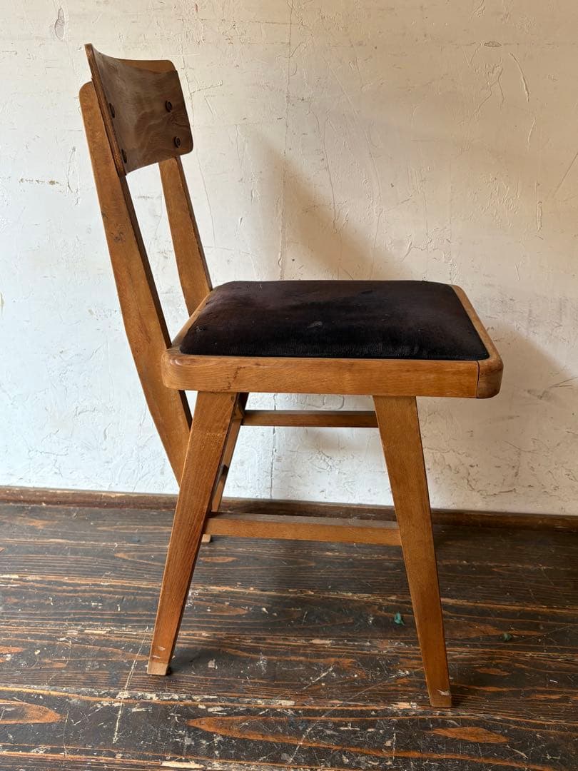 木製クッション付き椅子　アンティーク　レトロ
