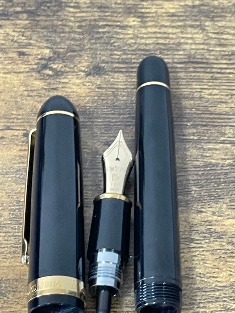 試筆のみ　細軟ニブ　14金　ゴールド×ブラック　プラチナ　万年筆