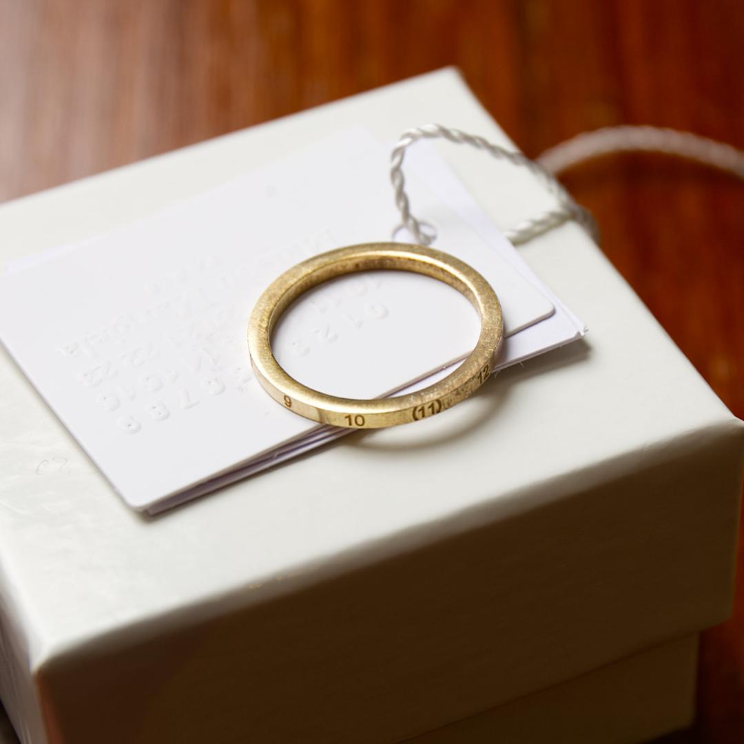 【新品未使用品】Maison Margiela ゴールド ナンバーリング M