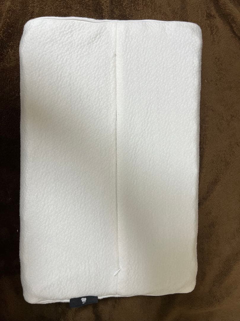 ヒツジのいらない枕　 三角形メッシュ枕