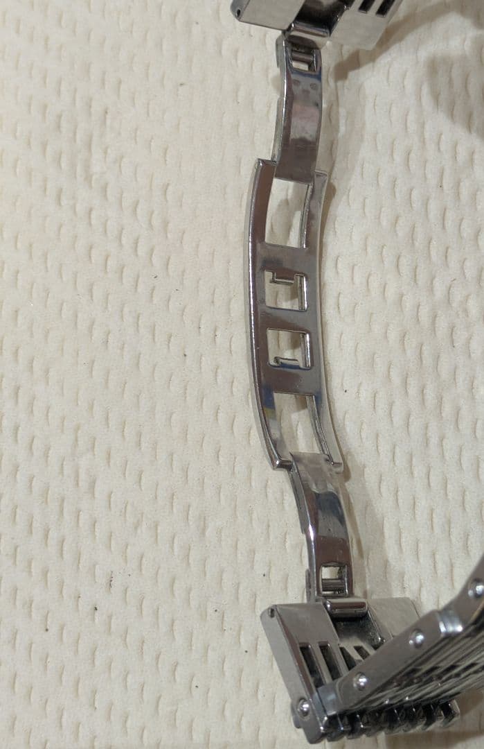 【新品電池】 アレキサンダー マックイーン 時計 吉井和哉 イエロモンキー