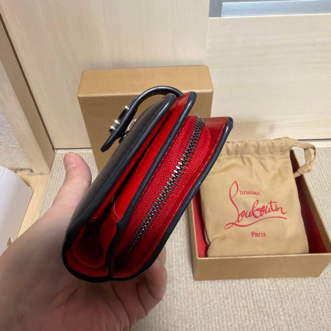 正規品/Christian Louboutin 二つ折り財布 ブラック