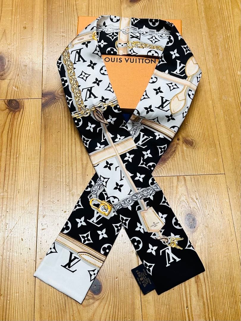 ★さん専用LOUIS VUITTON シルクバンダナ ・バンドー