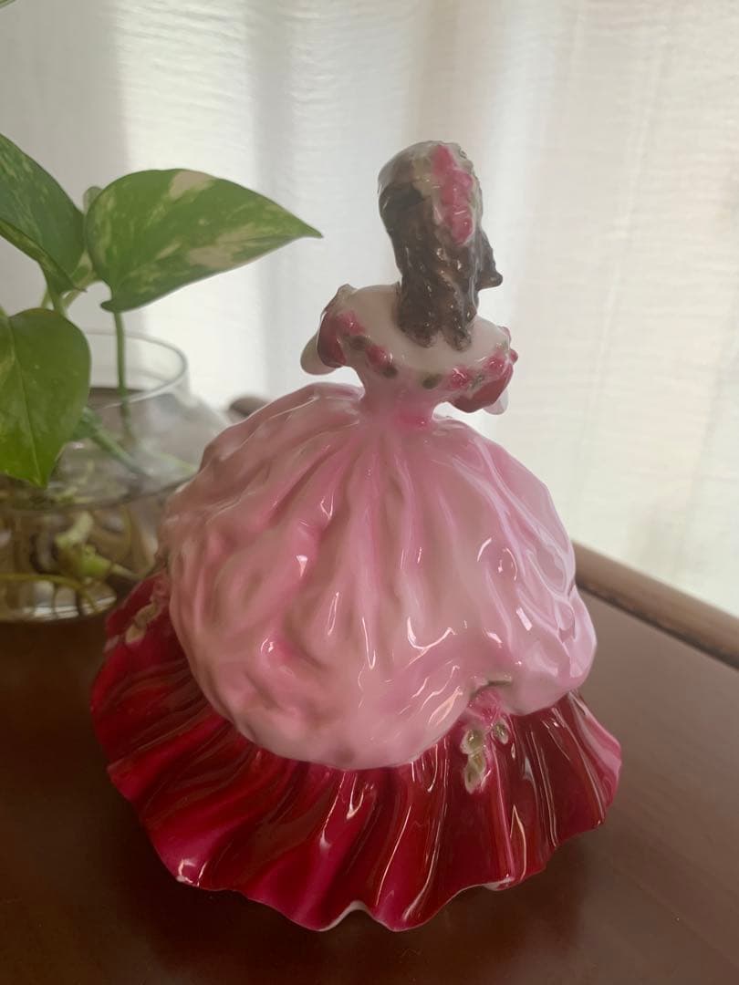 ロイヤルウースター　Lady Louisa