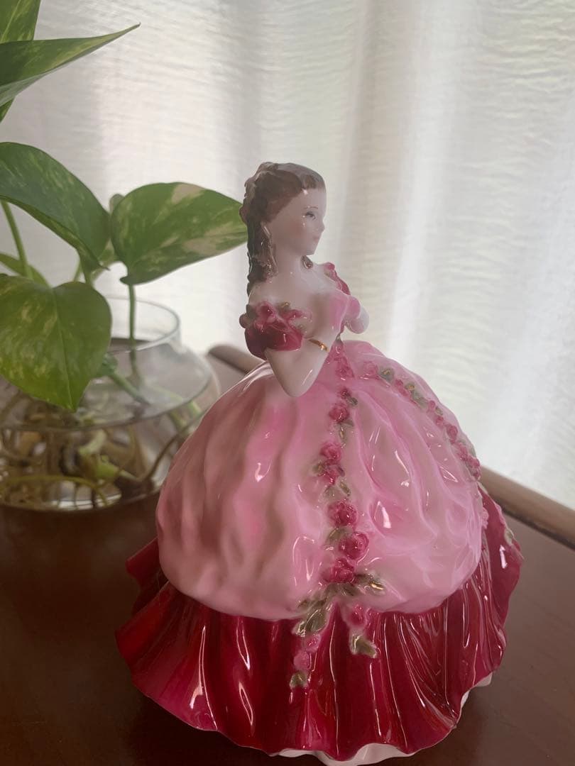 ロイヤルウースター　Lady Louisa