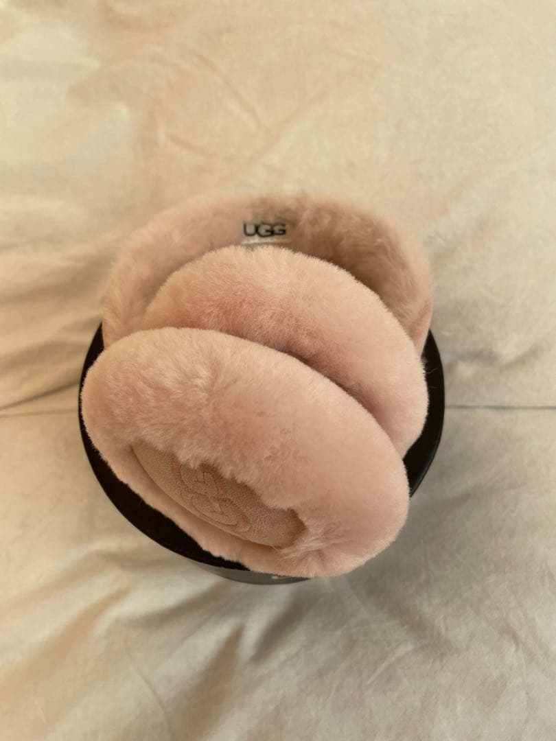 ugg イヤーマフ　ピンククラウド　イヤマフ　ピンク