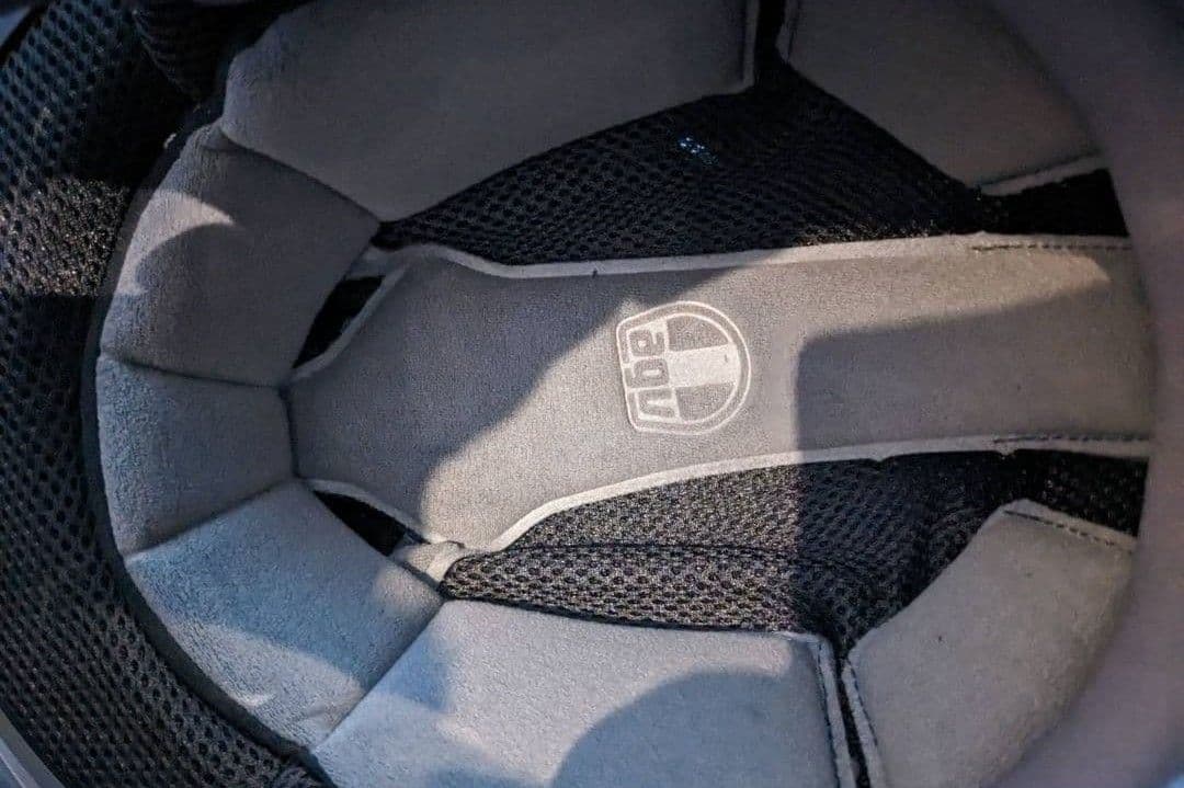 AX9 007 ヘルメット