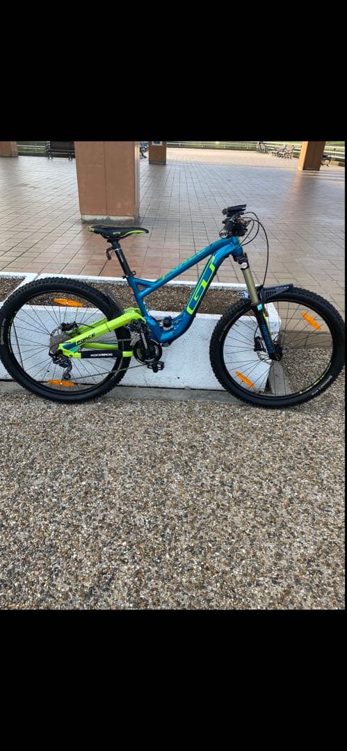 GT Force マウンテンバイク 27.5インチ