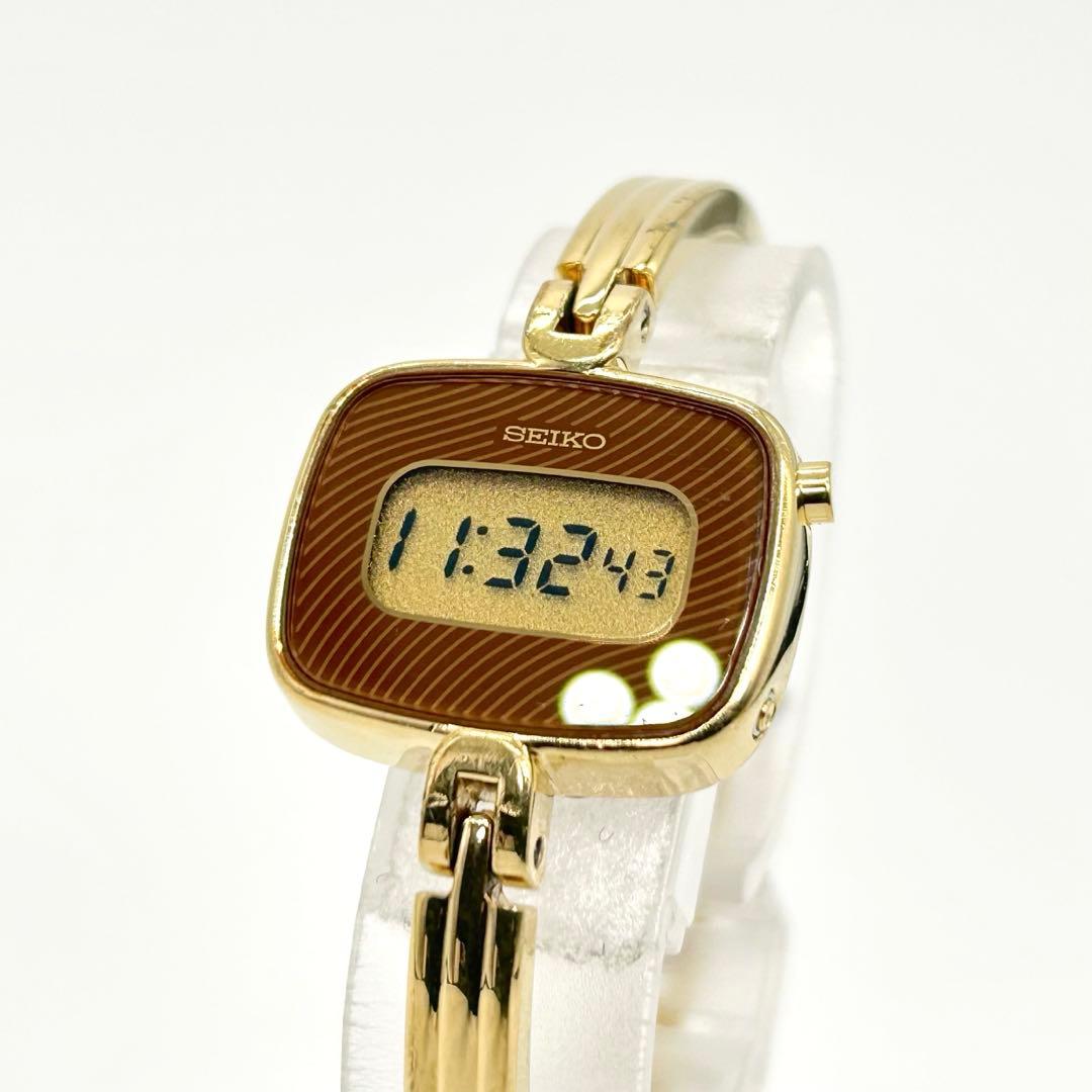 SEIKO セイコー SGP L221-4090 ヴィンテージ デジタル 腕時計