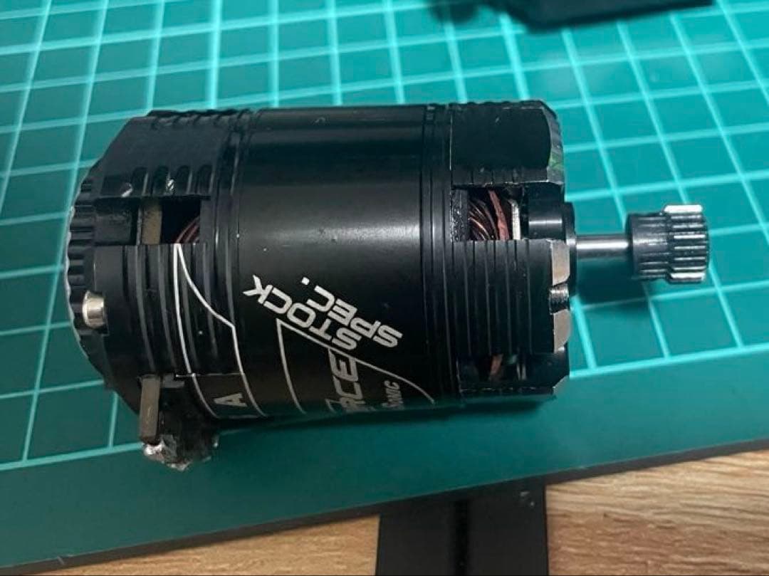 タミヤ　F103