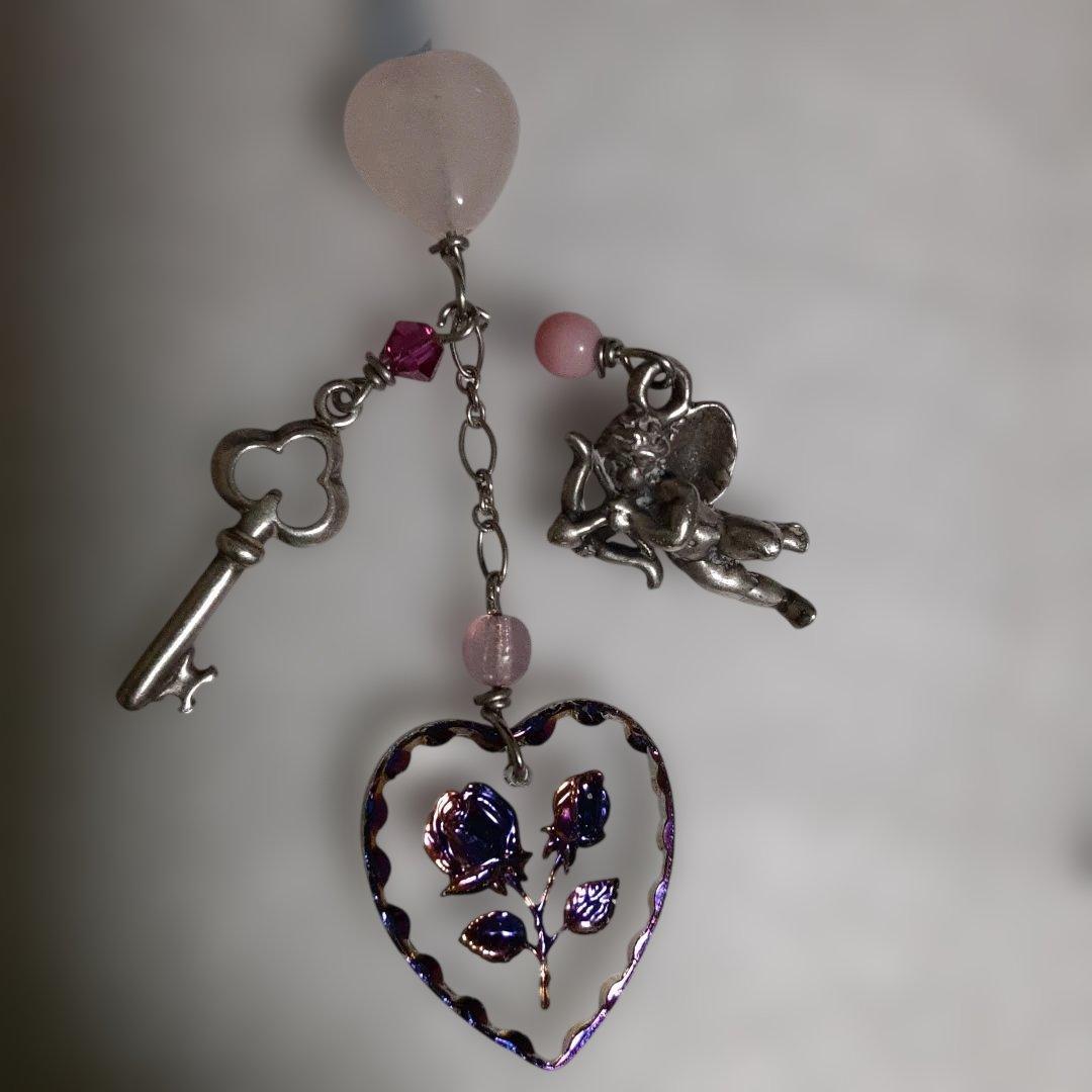 LUCY　TOO ネックレス