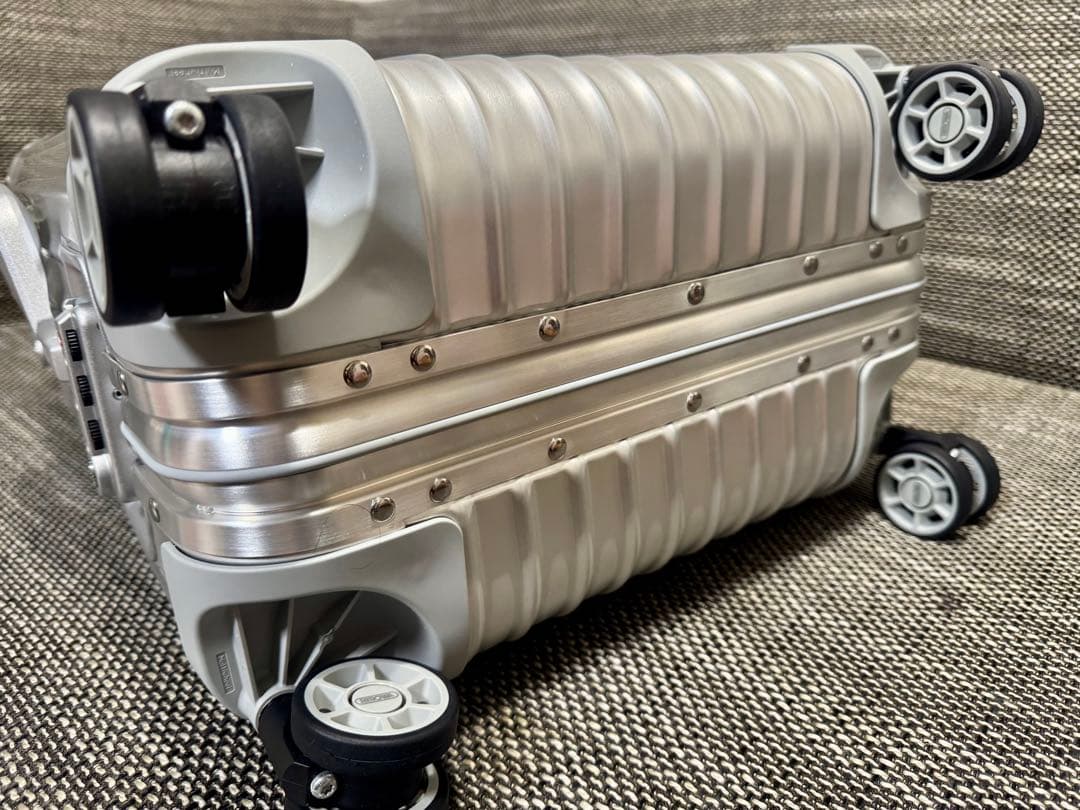 【レア新品未使用】RIMOWA トパーズ 34ℓ アルミニウム製キャリーカート