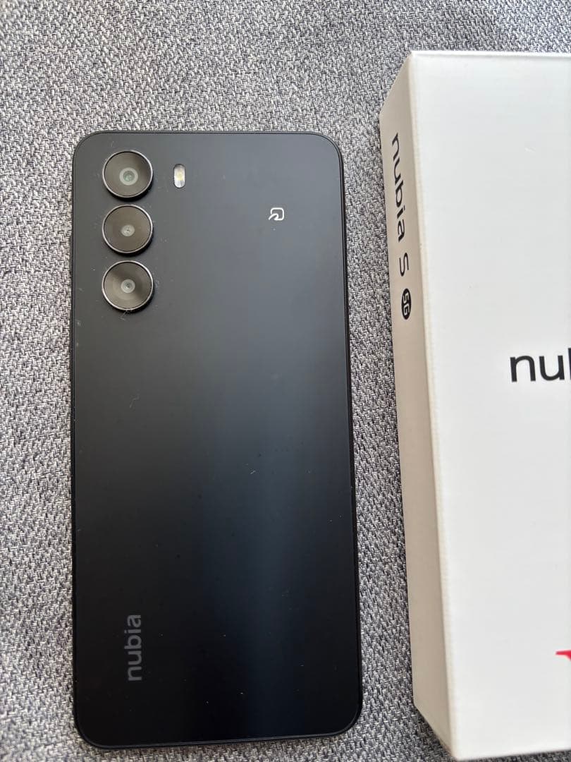 Nubia S ブラック 3カメラ 本体