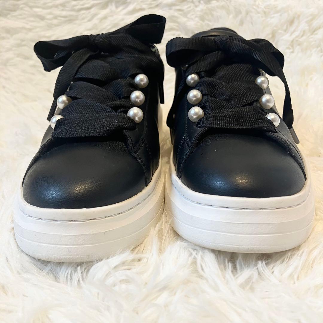 【美品】+diana パールビジュー付きリボンスニーカー ブラック 23.5