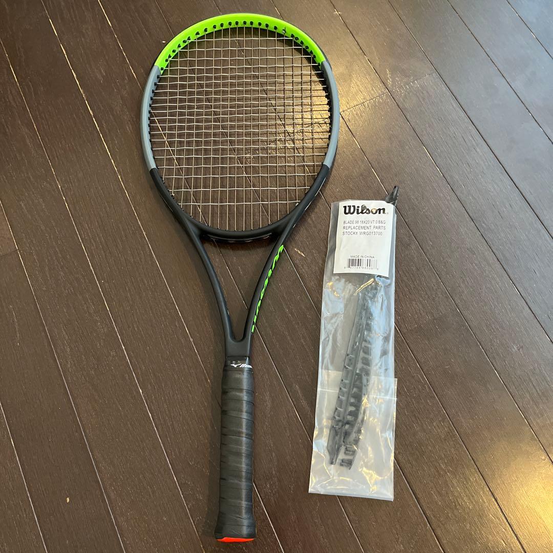 ウィルソン　ブレード　98 v7 ラケット 18×20 おまけ付き グリップ2