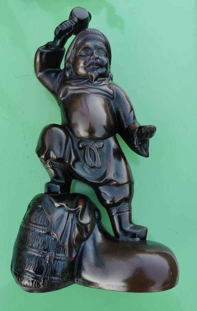 鋳物の置物（鷲　他）