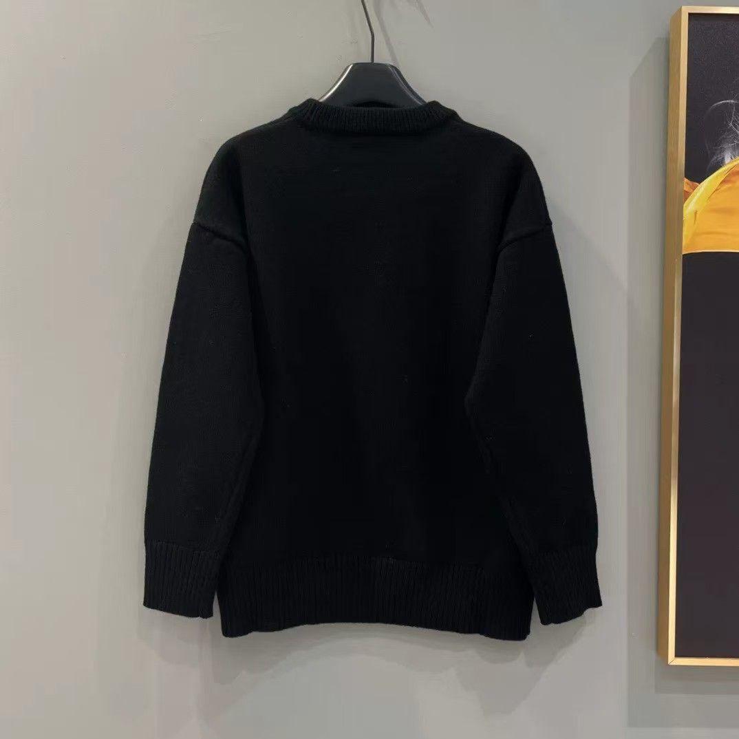 【美品】AMI PARIS 黒いハート刺繍クルーネックニット 男女兼用