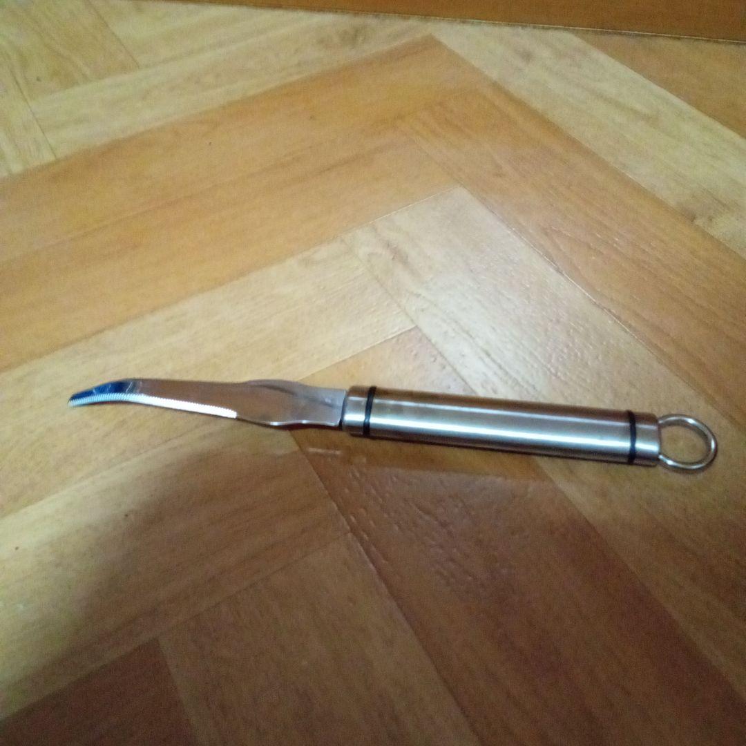 高級包丁４本　フルーツナイフ２本（ケース付）