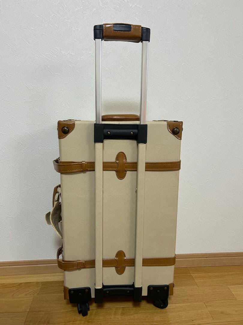 ユーラシアトランク　キャリーケース