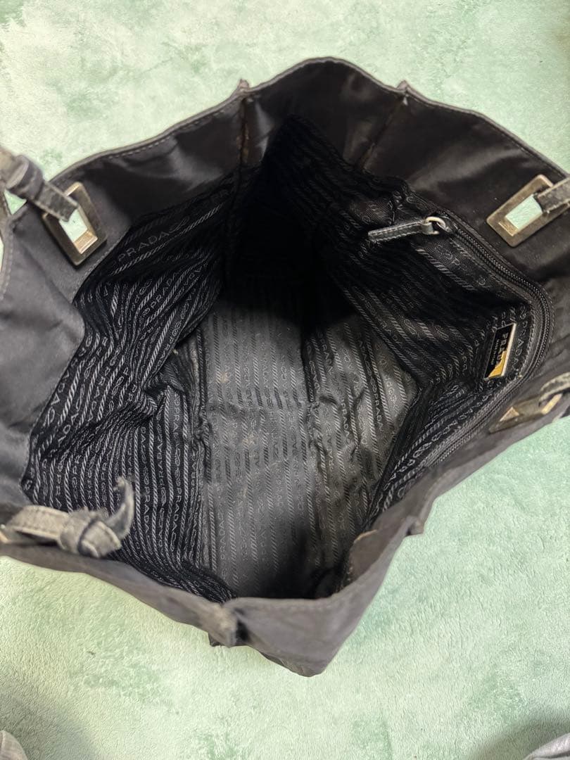 PRADA ナイロントートバッグ