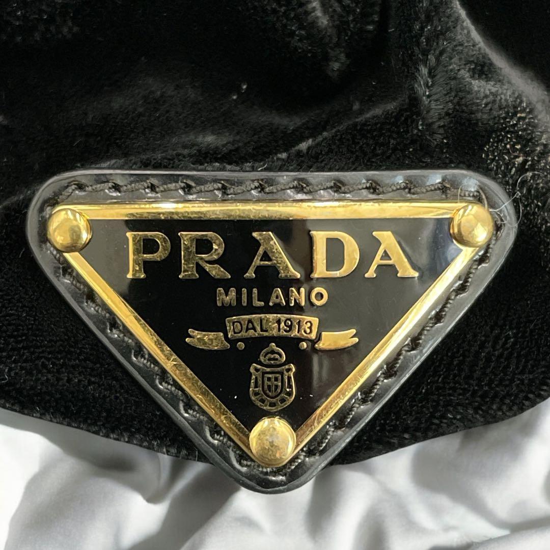 美品 PRADA プラダ ベロア シュシュ ヘアゴム　ヘアーアクセサリー　黒