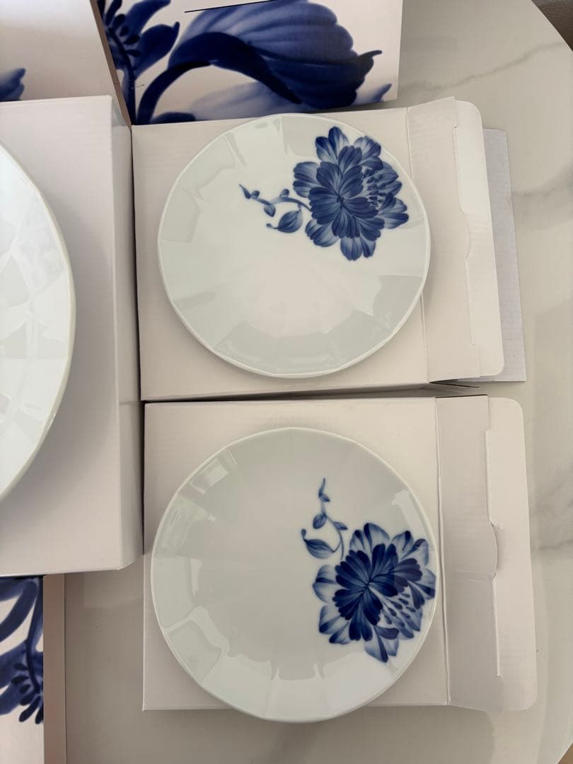   blomst 食器3枚セット