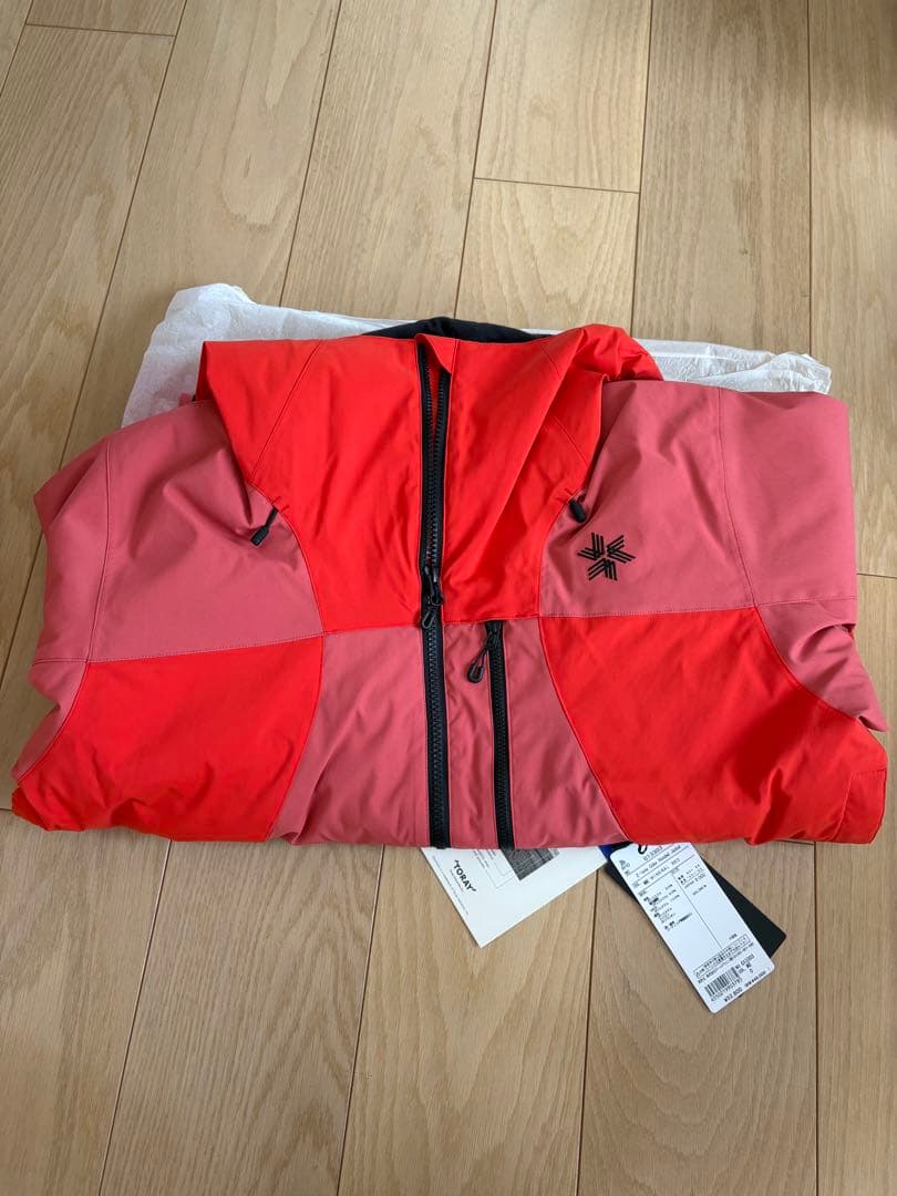 防水スキーウェア上下 赤 新品タグ付き