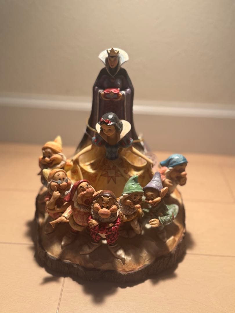 【レア★海外パーク品】白雪姫　トラディション　フィギュア　箱無し