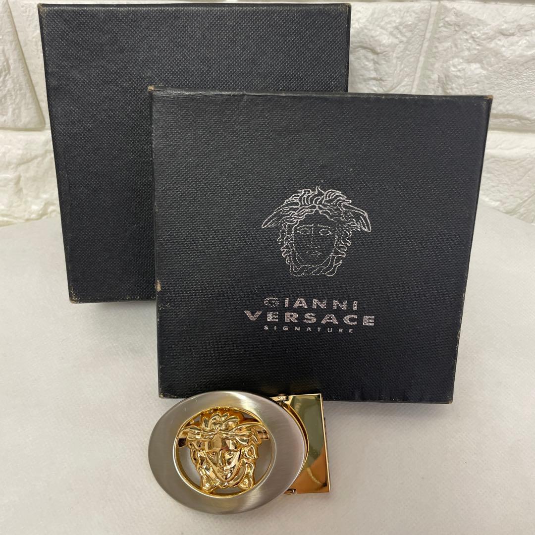 GIANNI VERSACE/ジャンニヴェルサーチ、メタルバックル、箱付き