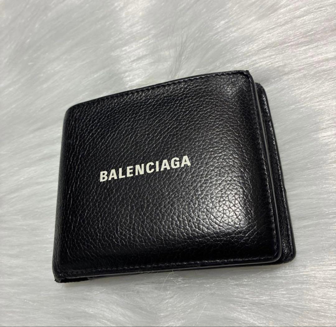 明日までの出品BALENCIAGA 黒レザー二つ折り財布小銭ポケット付