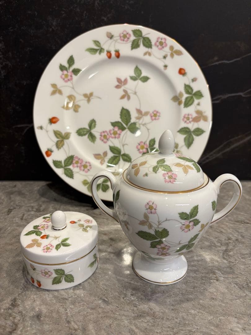 ウエッジウッド　ワイルドストロベリー