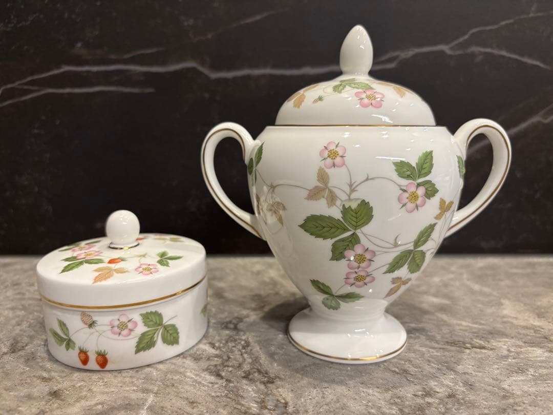 ウエッジウッド　ワイルドストロベリー