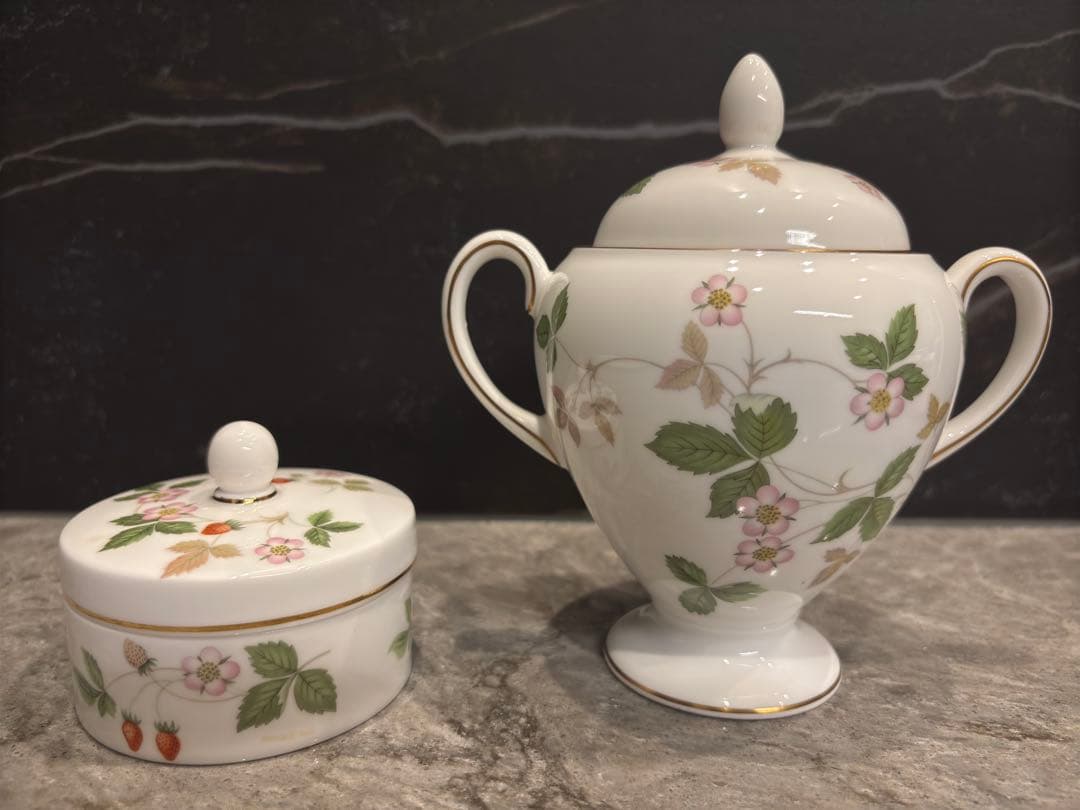 ウエッジウッド　ワイルドストロベリー