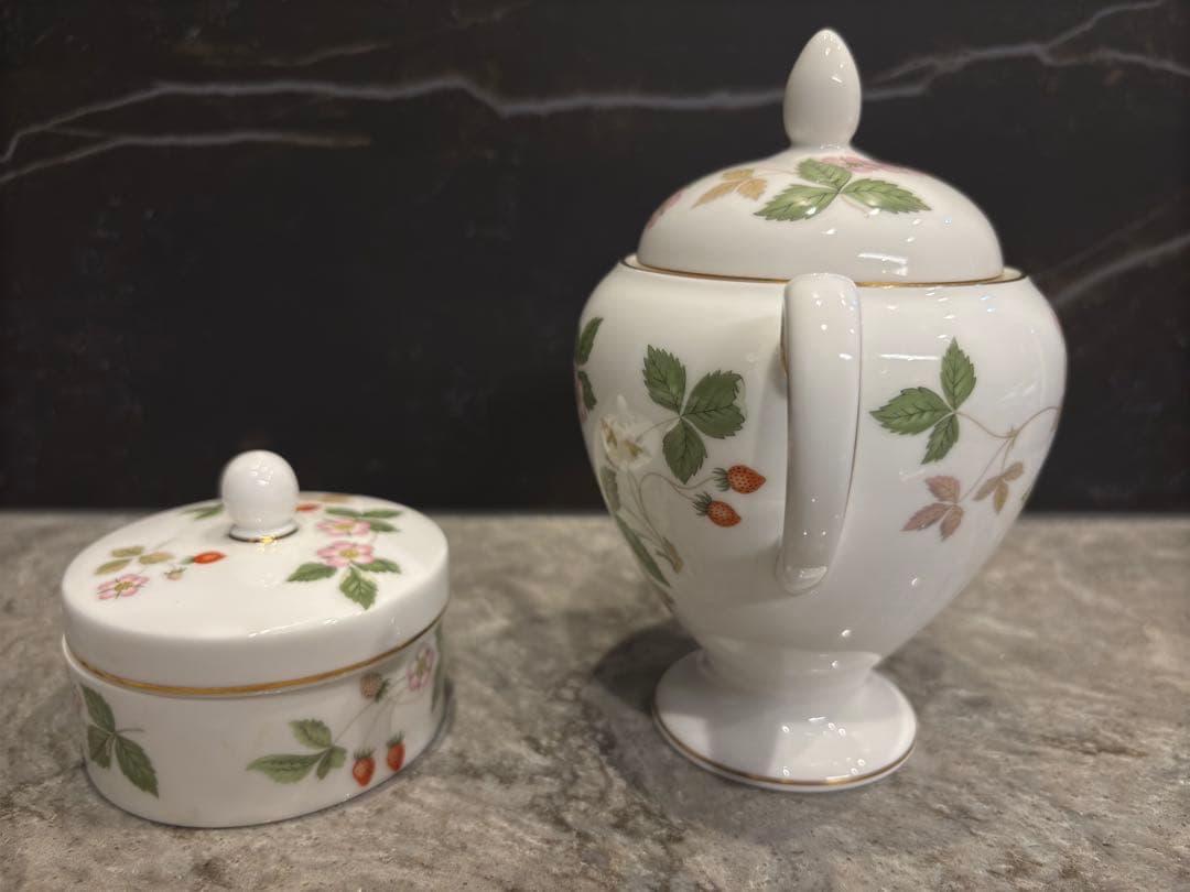 ウエッジウッド　ワイルドストロベリー