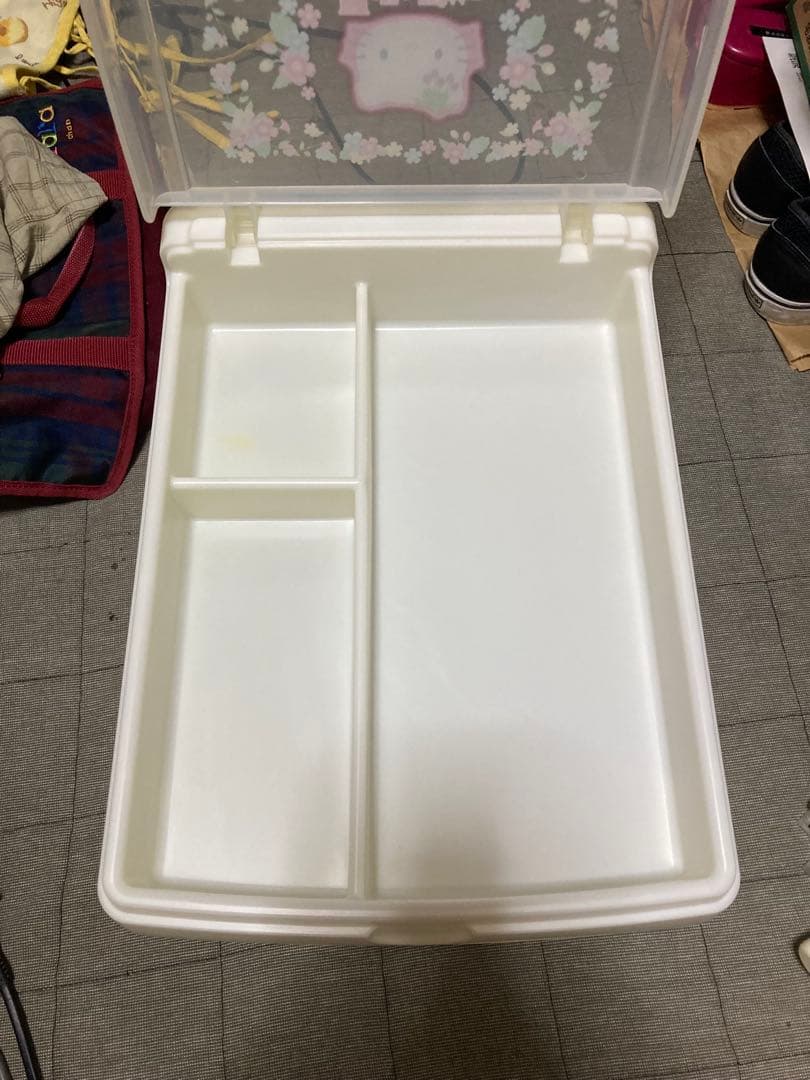 ハローキティーフラワー柄 クリア収納ボックス