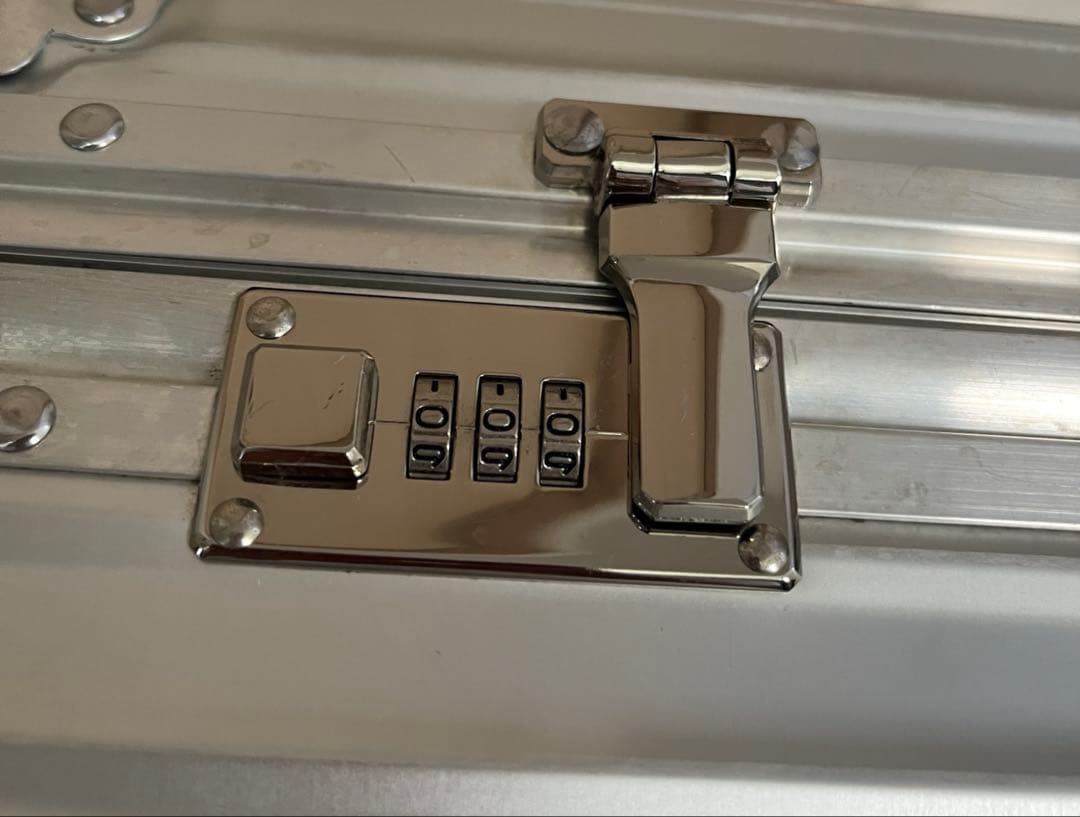 【RIMOWA】キャリーバッグ　クラシック　35L 2輪　機内持ち込み　キャビン