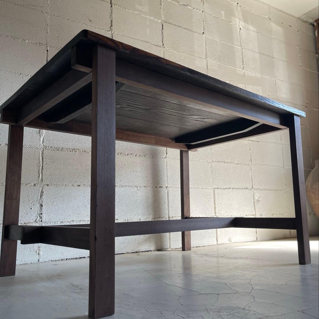 杉浮造り　ダイニングテーブル　作業台　展示台　什器　天板無垢材　濃茶色