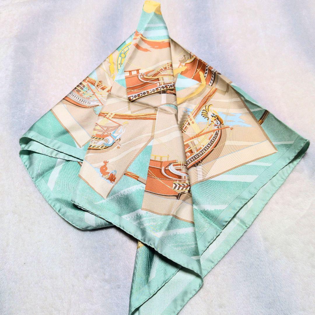美品★Hermès　エルメス シルクスカーフ 88cm x 88cm カレ