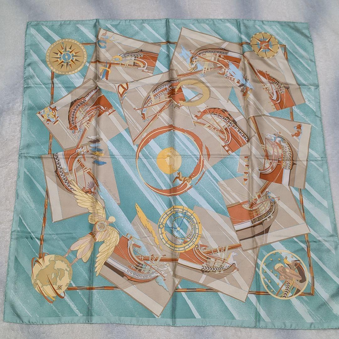 美品★Hermès　エルメス シルクスカーフ 88cm x 88cm カレ