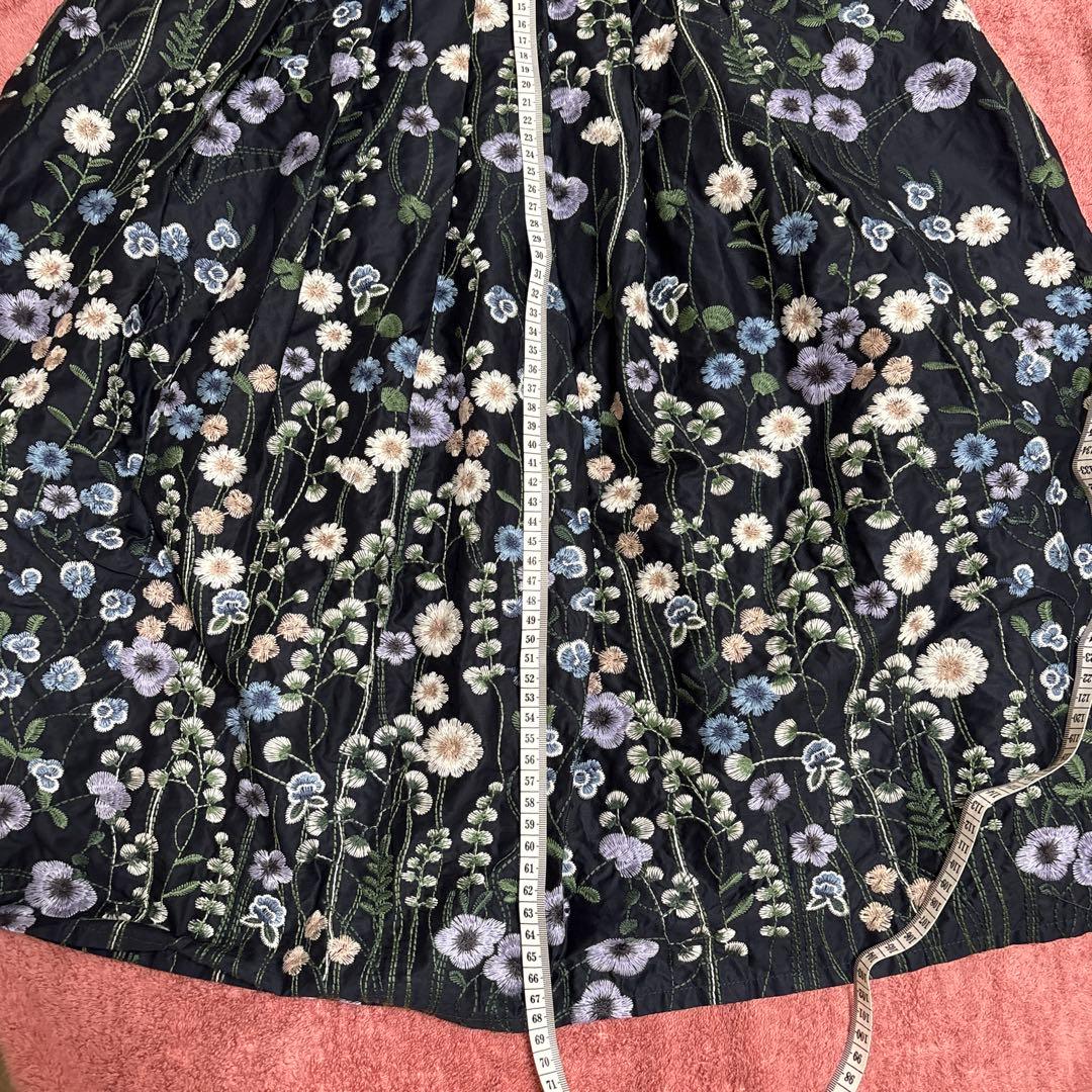 ❤️新品タグ付❤️Place Departure 花柄刺繍スカート Mサイズ