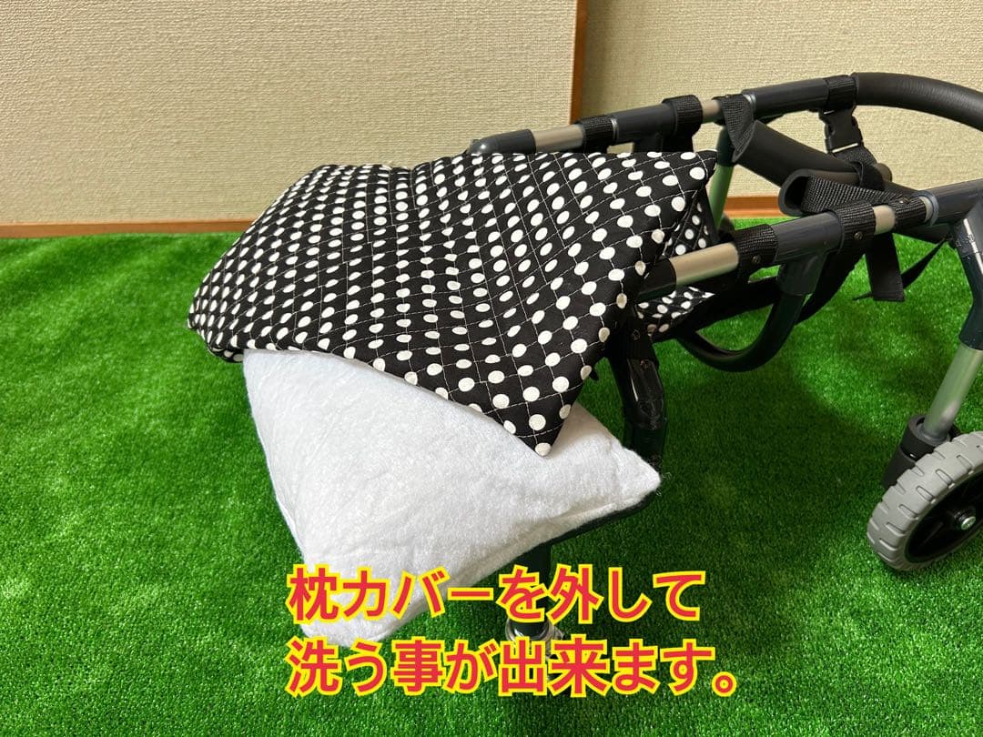 小型犬4輪歩行器　犬用車椅子　介護用　顎のせ枕付き　4.5〜6kg