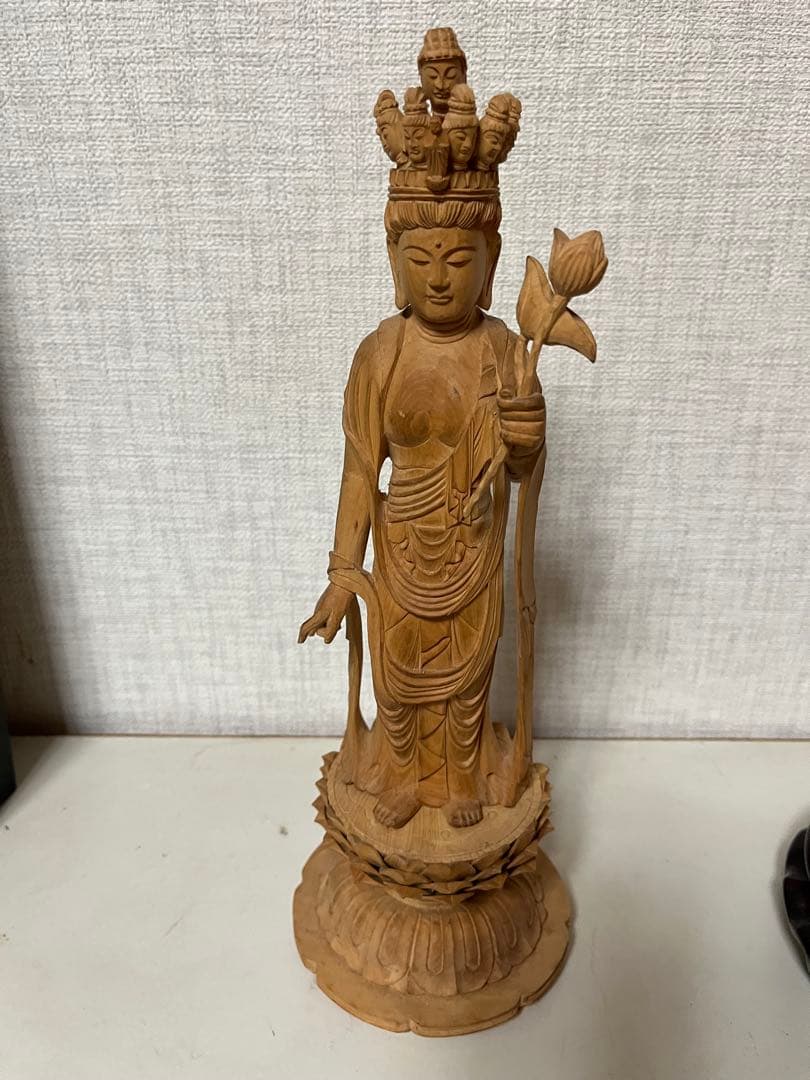 X*n様 【骨董品】香木　木製仏像 約34cm 花型台座サービス　現品限り