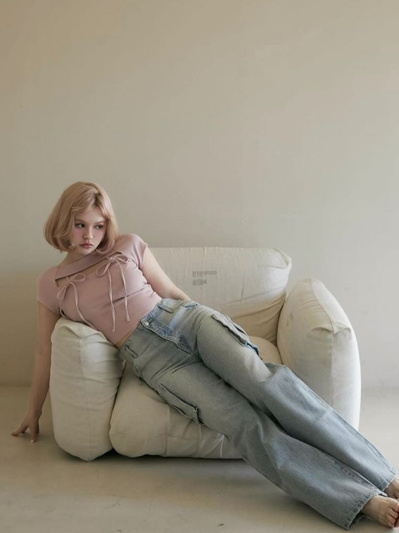 パンツ back ribbon denim cargo pants / AND MARY